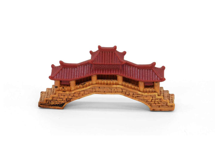 Mini pagoda bridge ornament for terrarium, miniature bridge for dioramas and model scenery