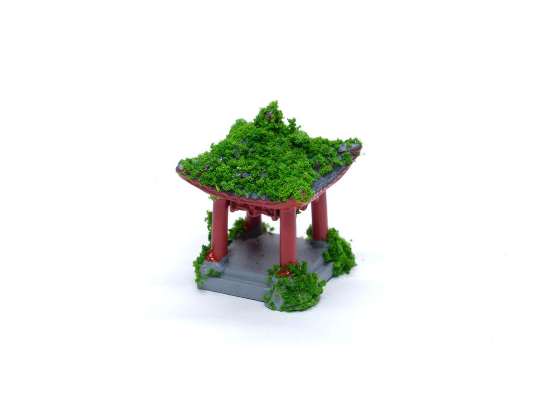 Miniature moss-covered pagoda for terrariums, 3 cm wide and 4 cm tall