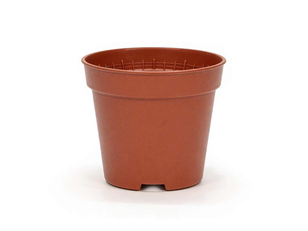 Used large terracotta plastic plant pot with drainage holes, suitable for indoor and outdoor plants