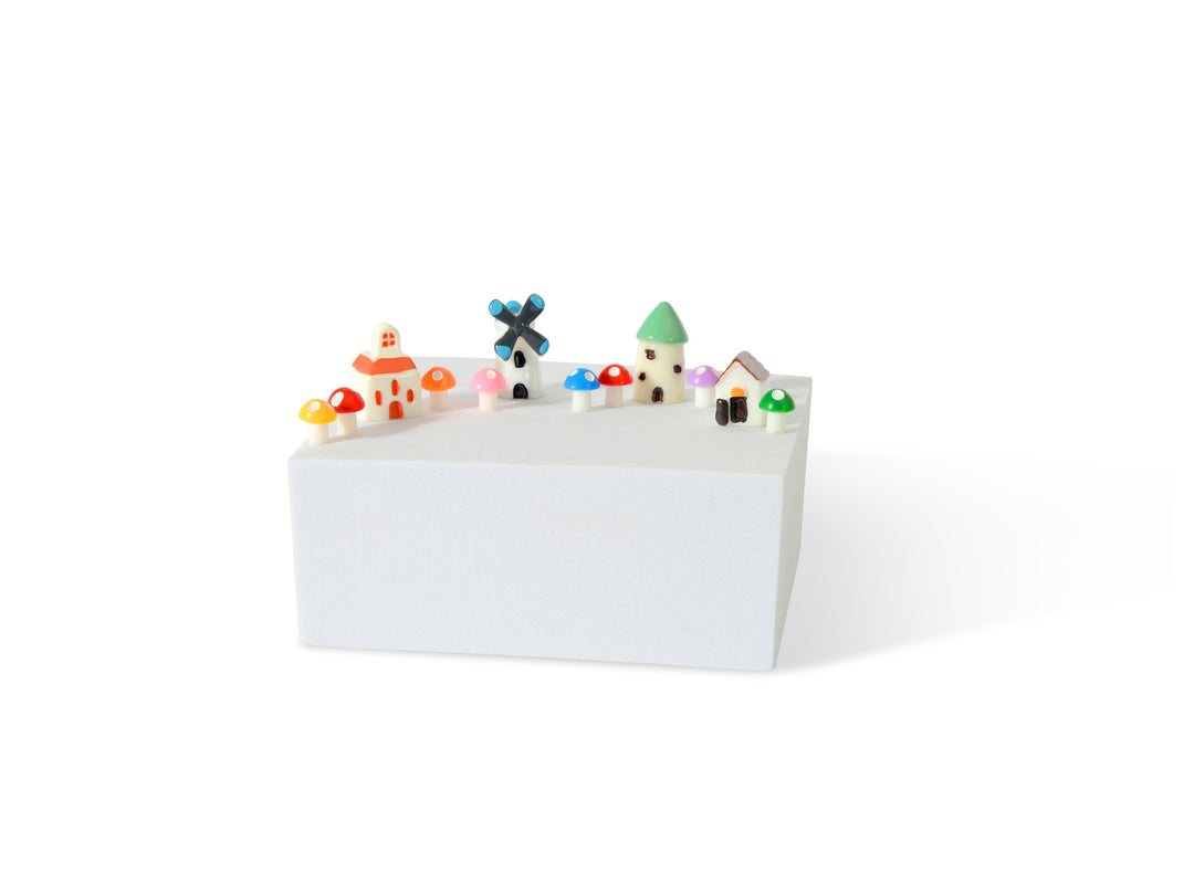 Mini Houses and Mushrooms Figurines - Tropical Glass